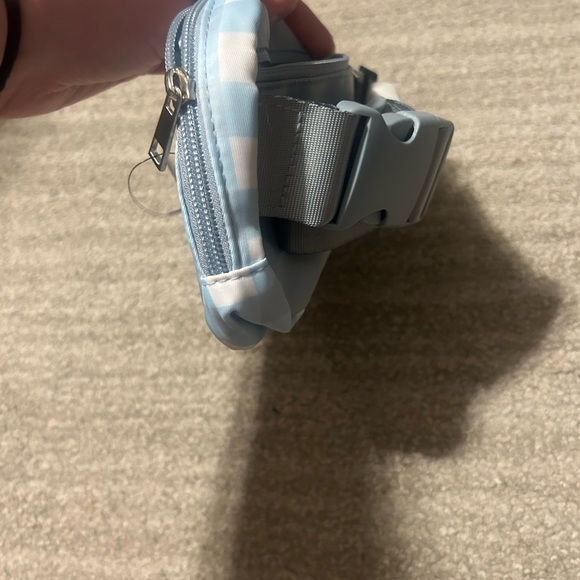 Disney Light Blue Checkered Winnie the Pooh Women’s Belt Bag - Picture 8 of 10